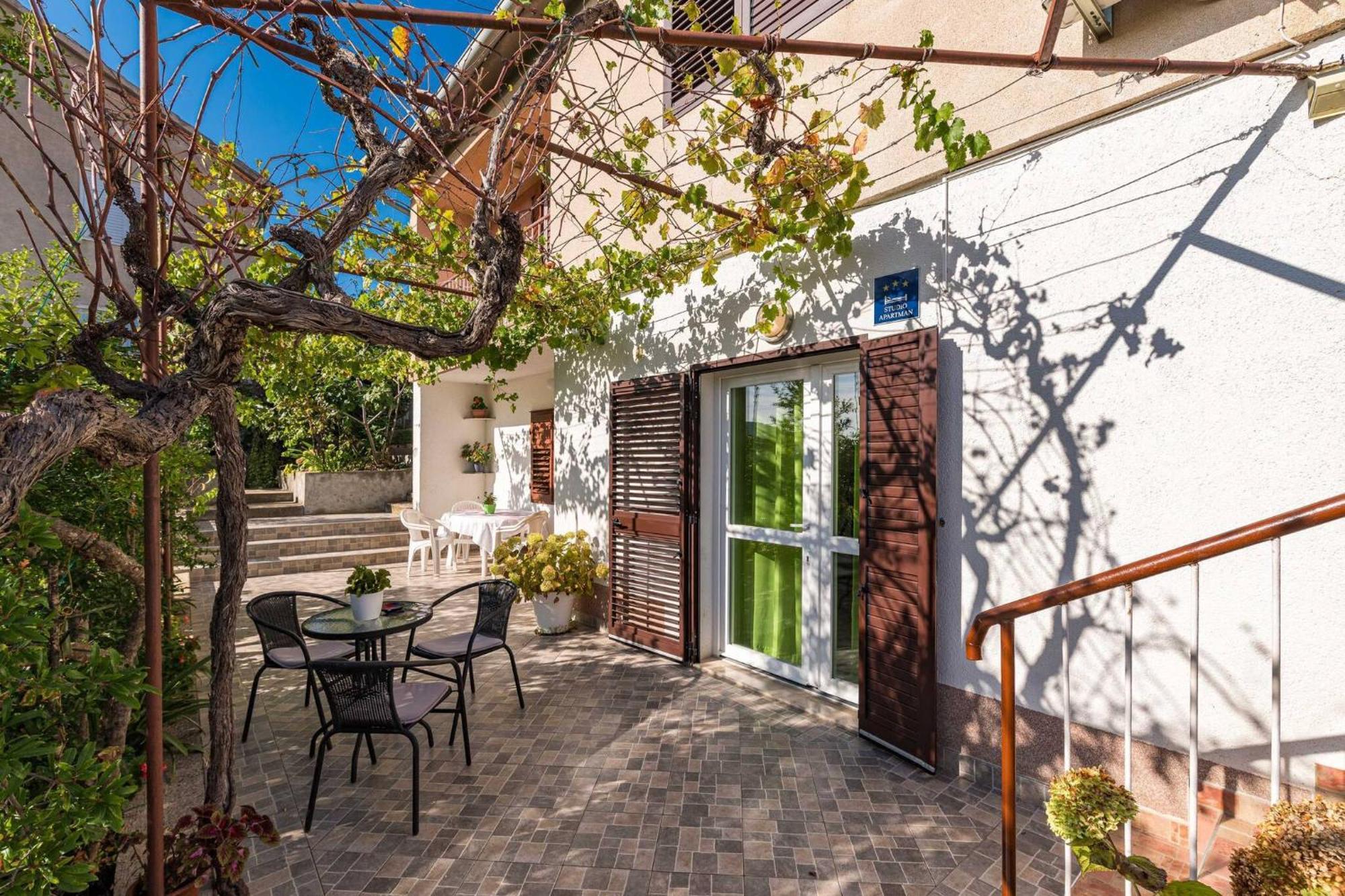 Studio Apartment Sekula Šibenik Exteriör bild